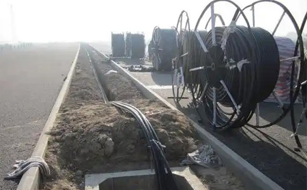 现代通信网络建设指南:皋兰光缆施工全流程技术解析与质量控制 现代通信网络建设指南:皋兰光缆施工全流程技术解析与质量控制